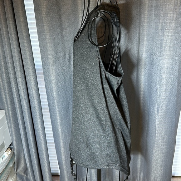 Women tank top​ - Picture 4 of 5